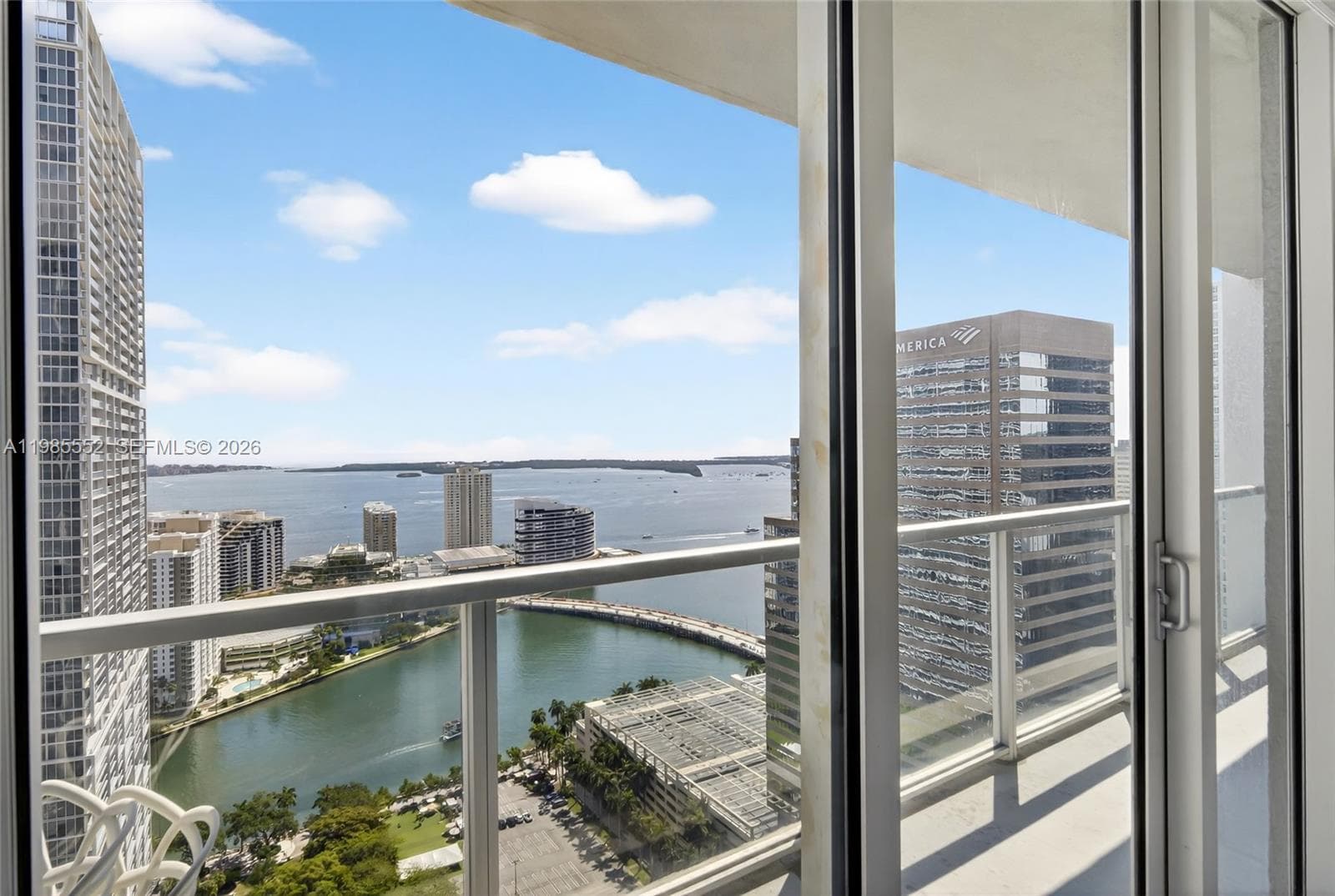 500 Brickell Ave # 3901, Miami FL 33131 — 8