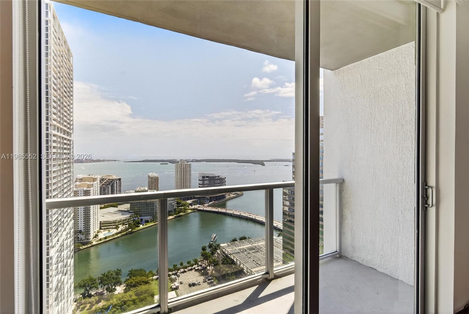 500 Brickell Ave # 3901, Miami FL 33131 — 21