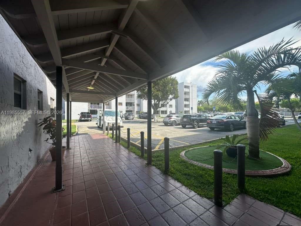 8185 NW 7th St # 319, Miami FL 33126 — 3