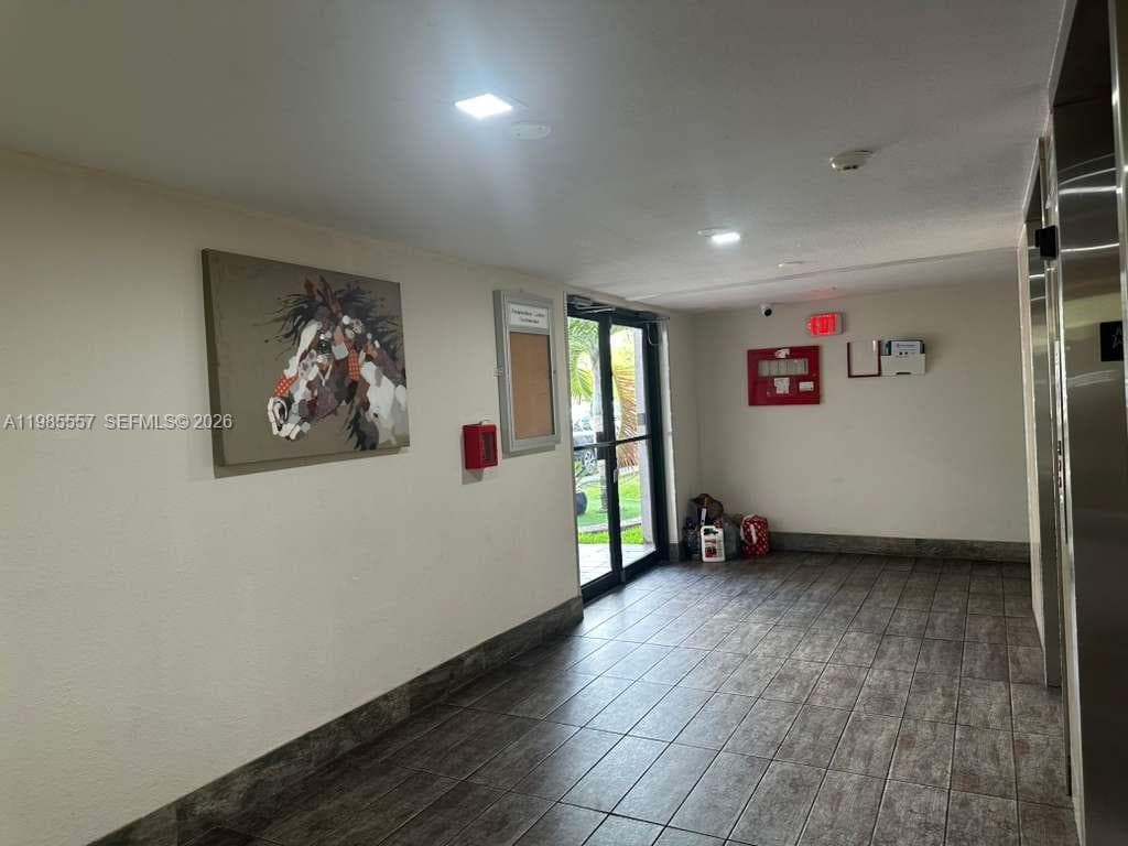 8185 NW 7th St # 319, Miami FL 33126 — 5