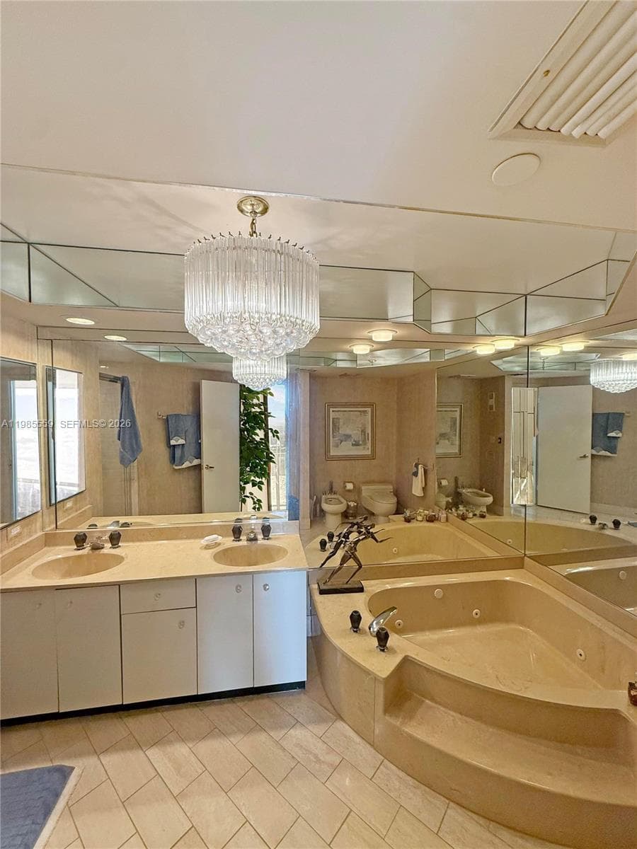 20281 E Country Club Dr # 2409, Aventura FL 33180 — 11