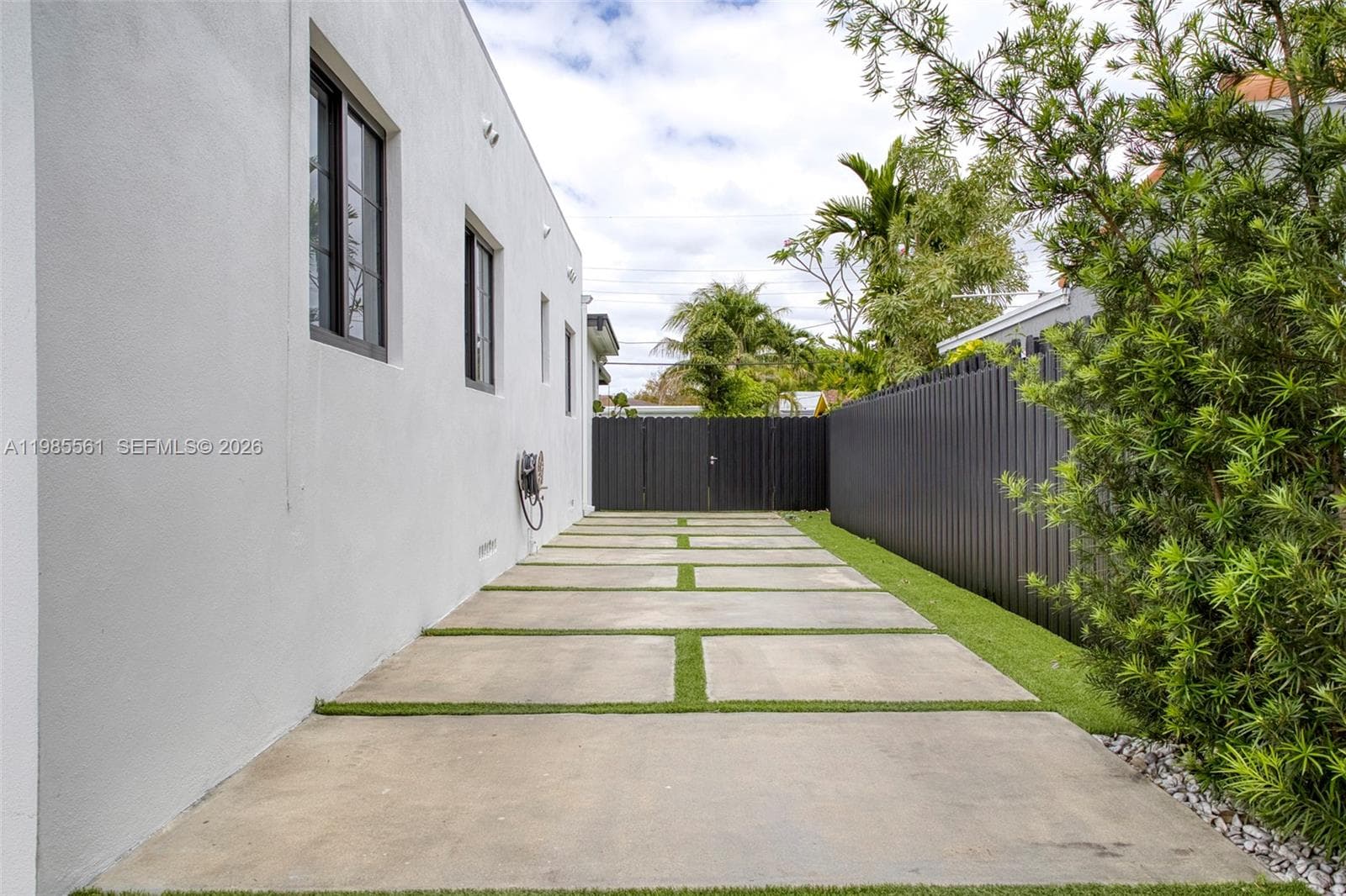 2397 SW 13th St, Miami FL 33145 — 9