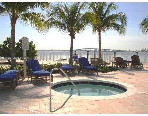 2101 Brickell Ave # 1911, Miami FL 33129 — 23