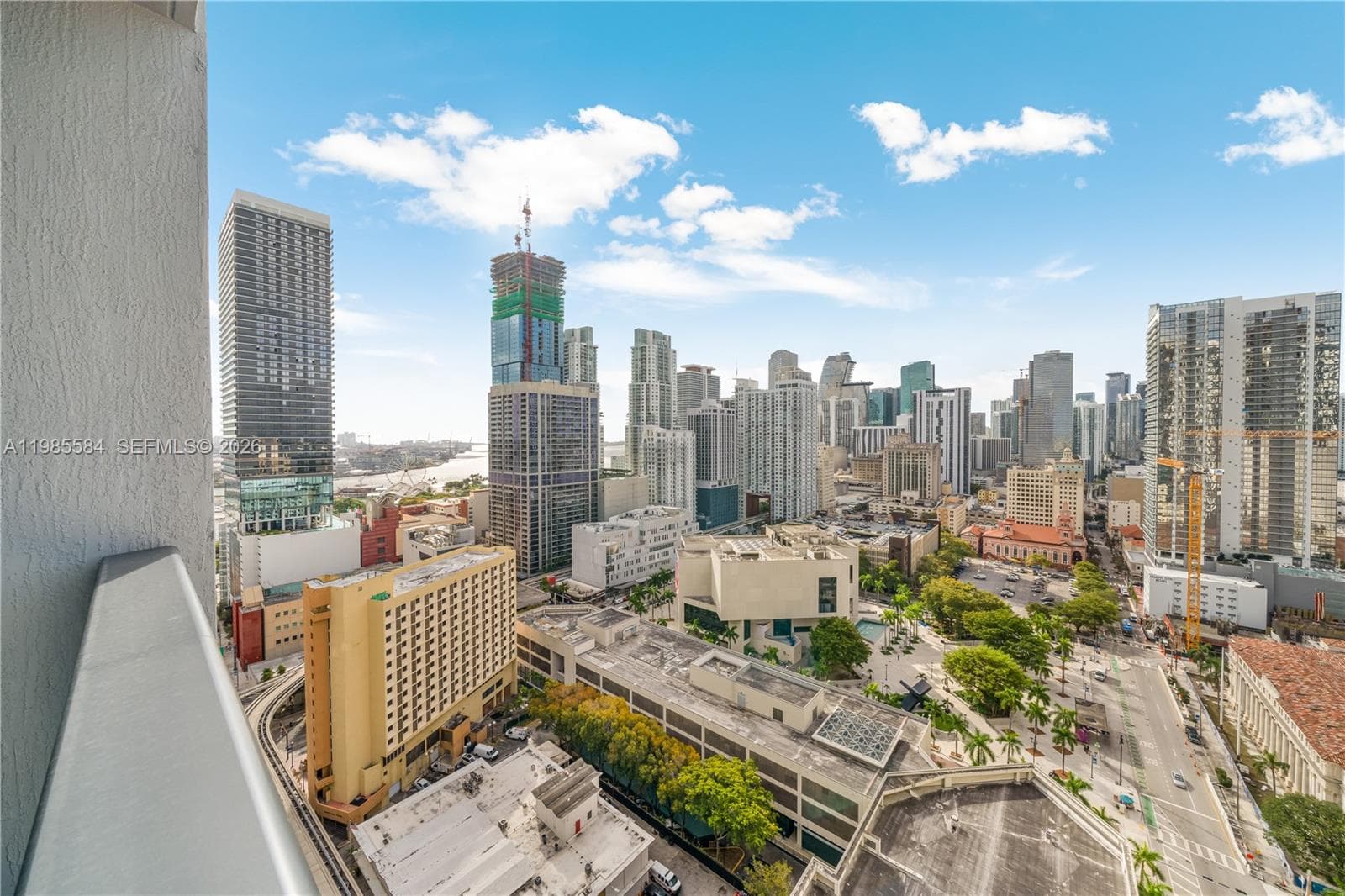 121 NE 5th # 2604, Miami FL 33132 — 26