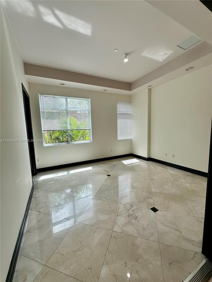 8501 SW 124th Ave # B, Miami FL 33183 — 23