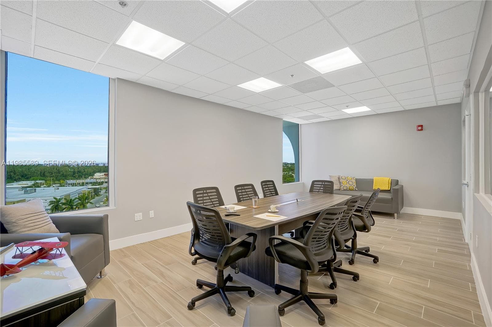 12550 Biscayne Blvd # 902, North Miami FL 33181 — 1