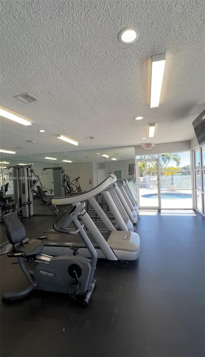 8640 SW 212th St # 303, Cutler Bay FL 33189 — 17