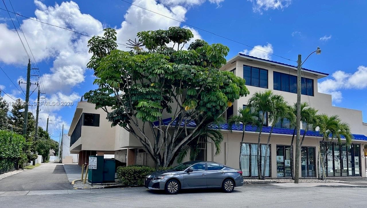 5455 SW 8 ST # 200, Miami FL 33134 — 21