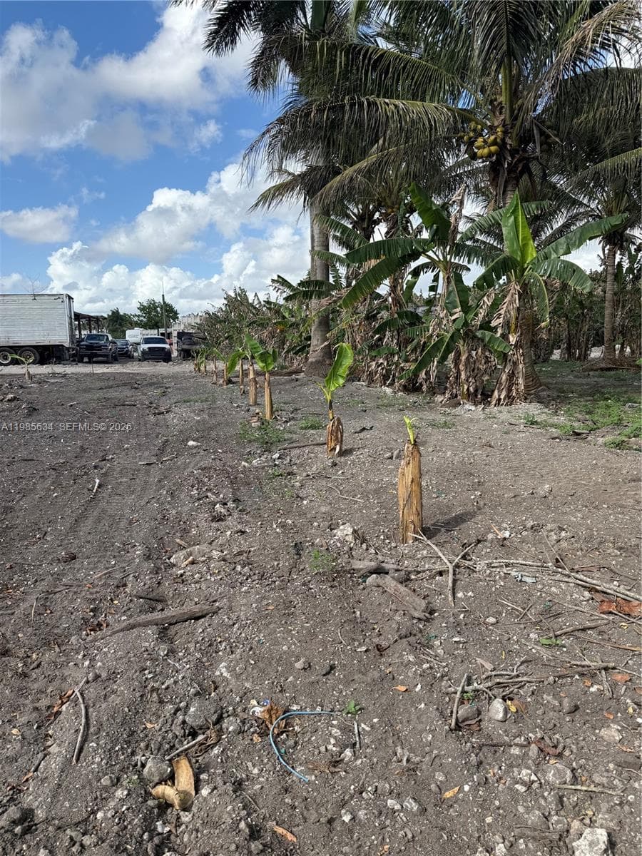 16455 SW 207, Homestead FL 33187 — 7