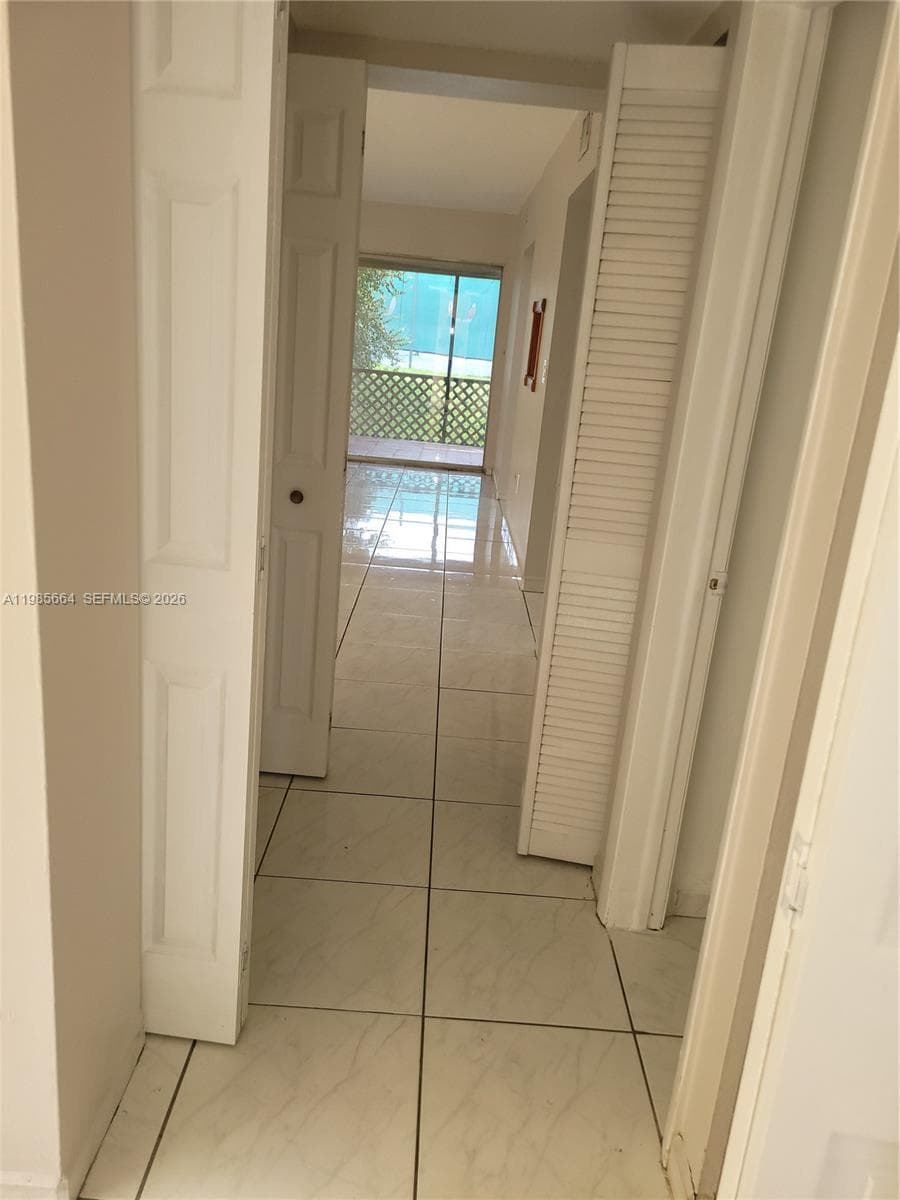 14389 Kendale Lakes Cir # 14389, Miami FL 33183 — 23