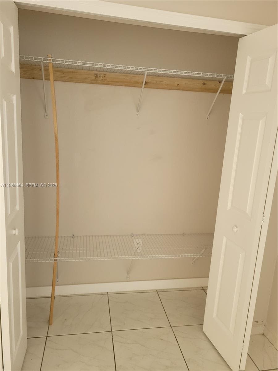 14389 Kendale Lakes Cir # 14389, Miami FL 33183 — 17