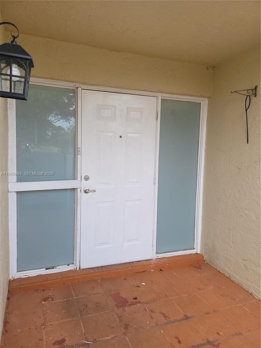 14389 Kendale Lakes Cir # 14389, Miami FL 33183 — 9