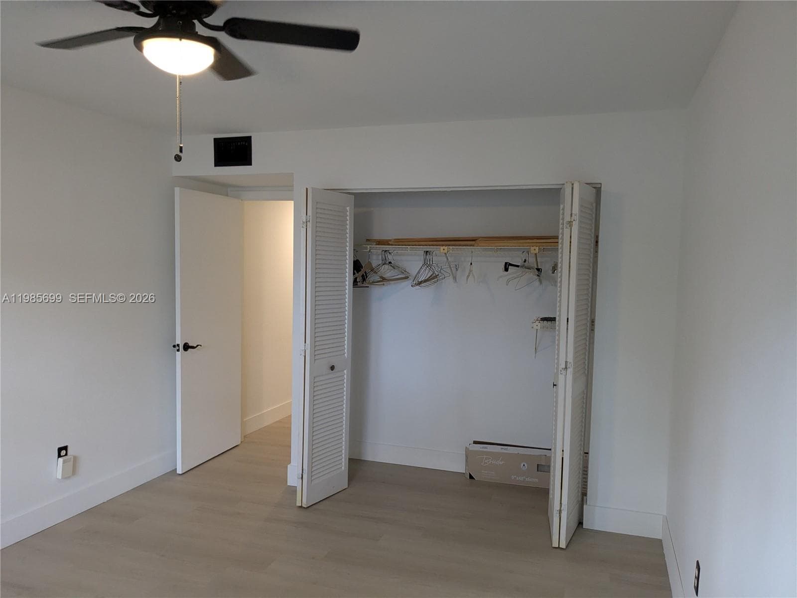 601 Ives Dairy Rd # 8, Miami FL 33179 — 27