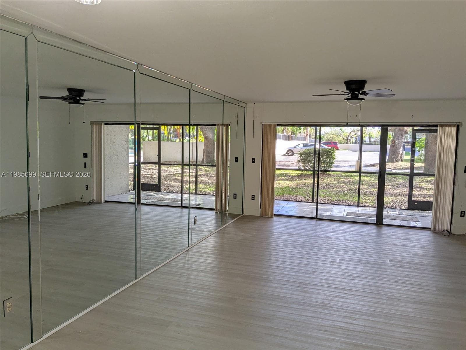 601 Ives Dairy Rd # 8, Miami FL 33179 — 46