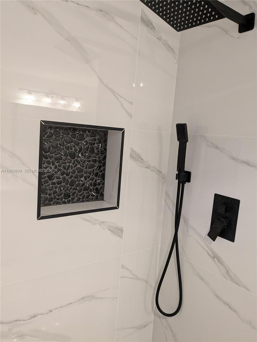 601 Ives Dairy Rd # 8, Miami FL 33179 — 12