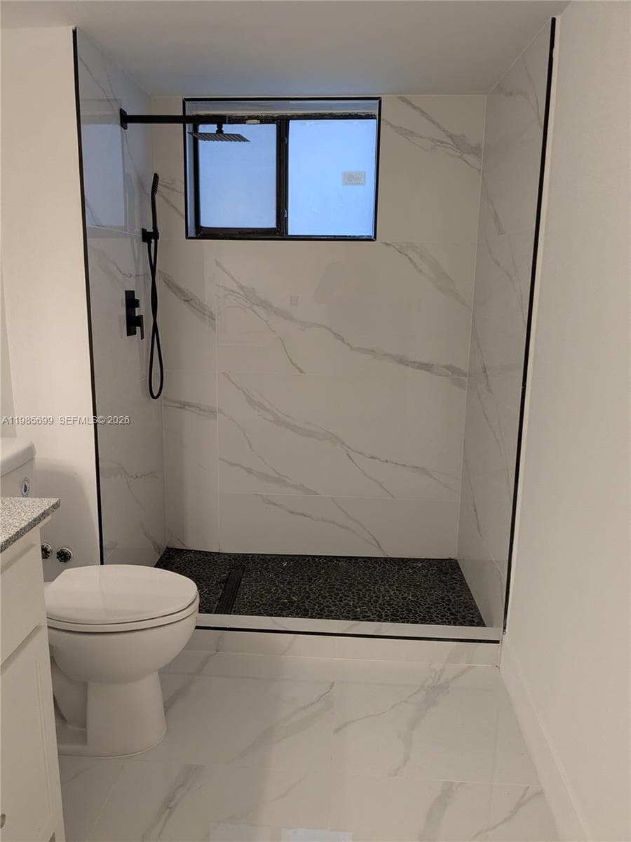 601 Ives Dairy Rd # 8, Miami FL 33179 — 7