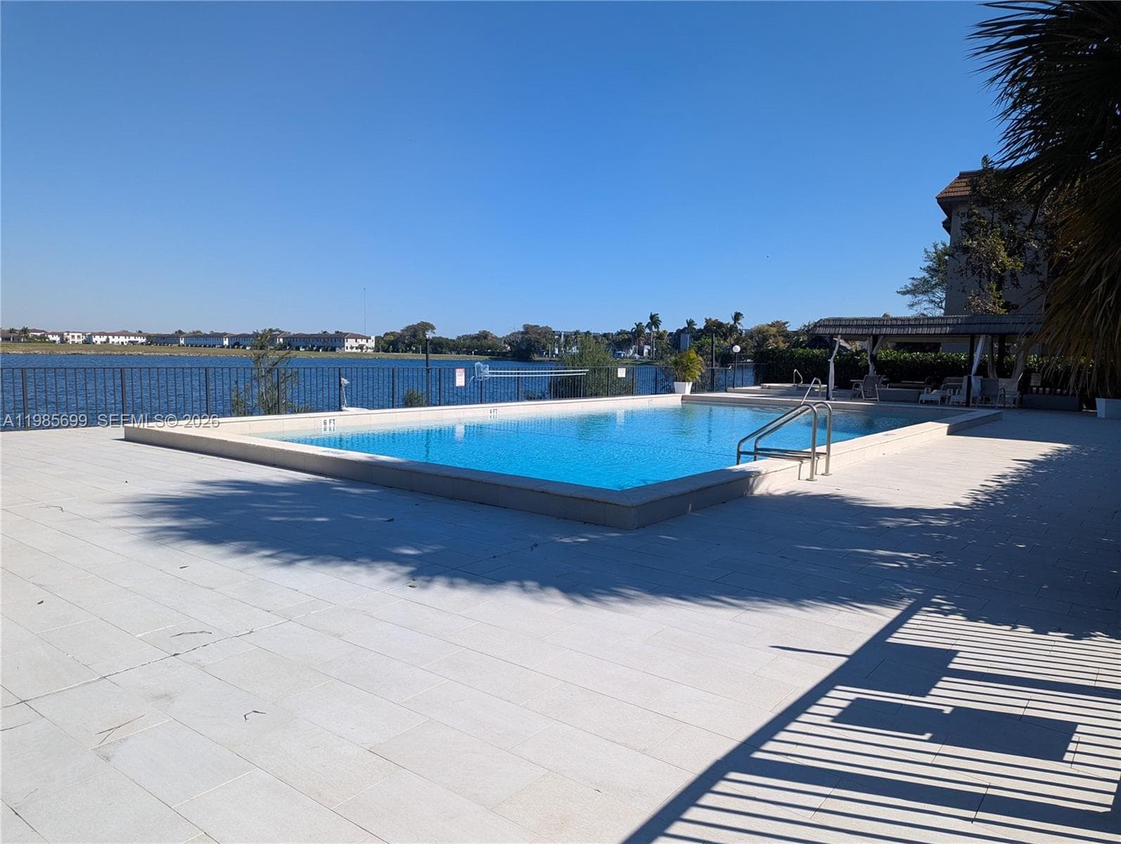 601 Ives Dairy Rd # 8, Miami FL 33179 — 69