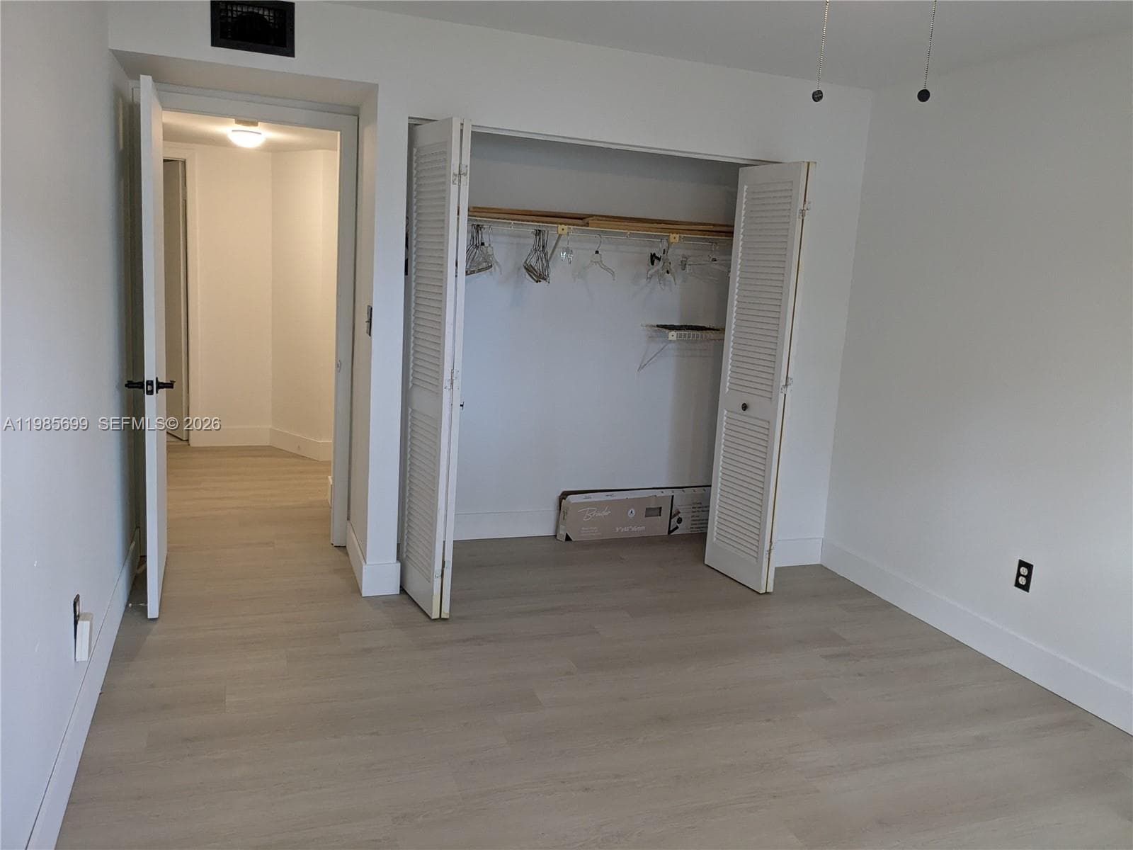 601 Ives Dairy Rd # 8, Miami FL 33179 — 31