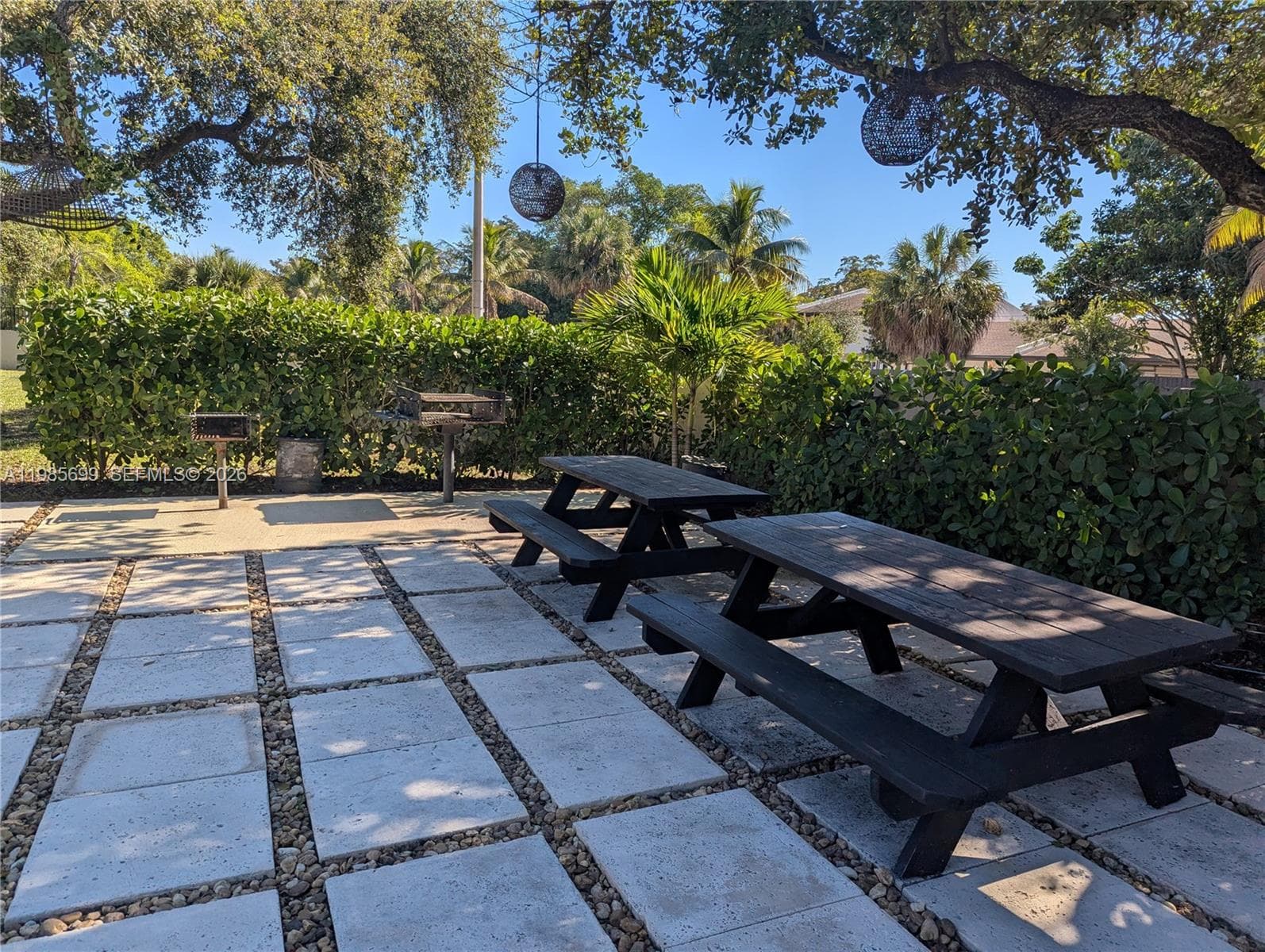 601 Ives Dairy Rd # 8, Miami FL 33179 — 78