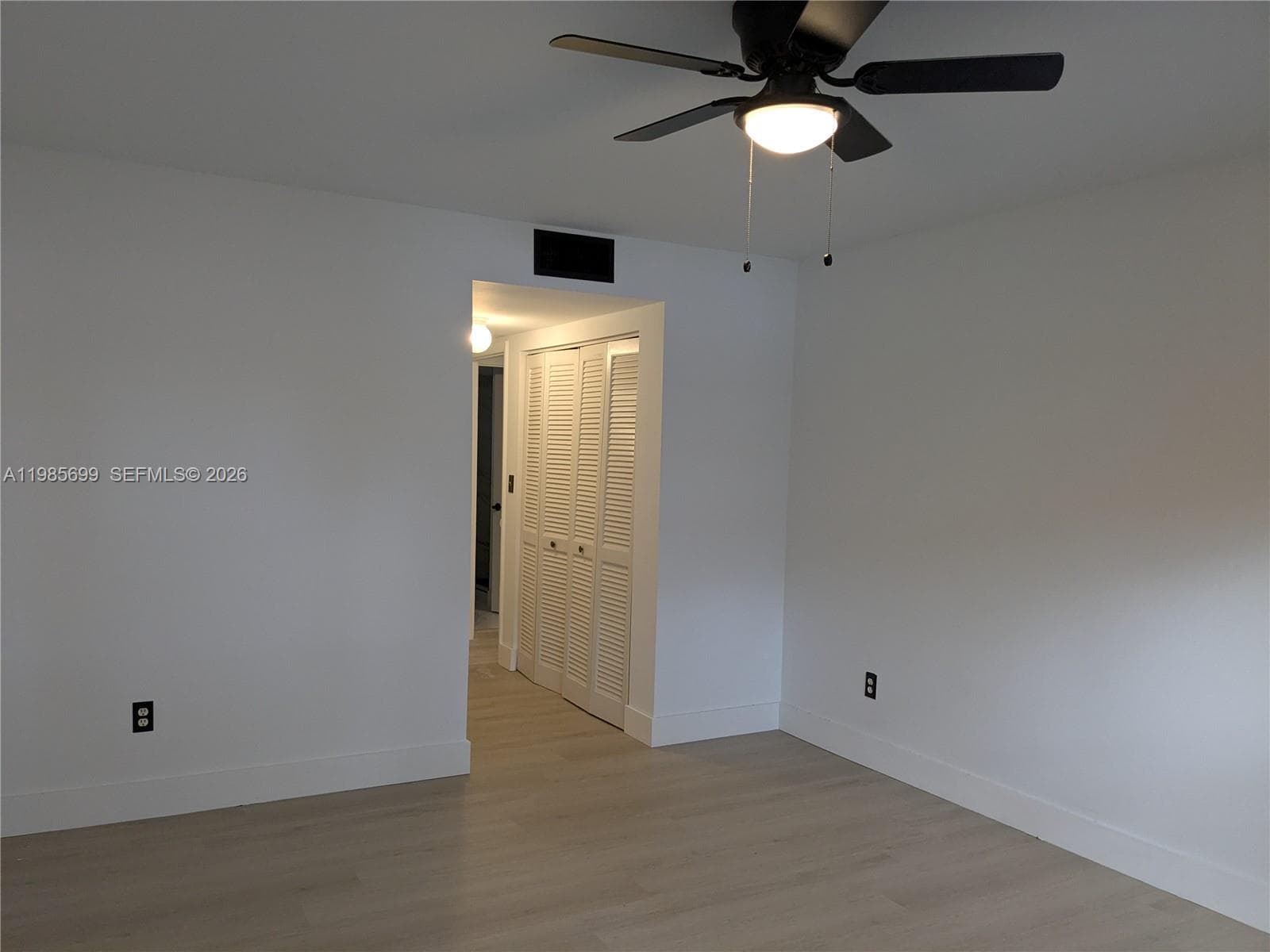 601 Ives Dairy Rd # 8, Miami FL 33179 — 21