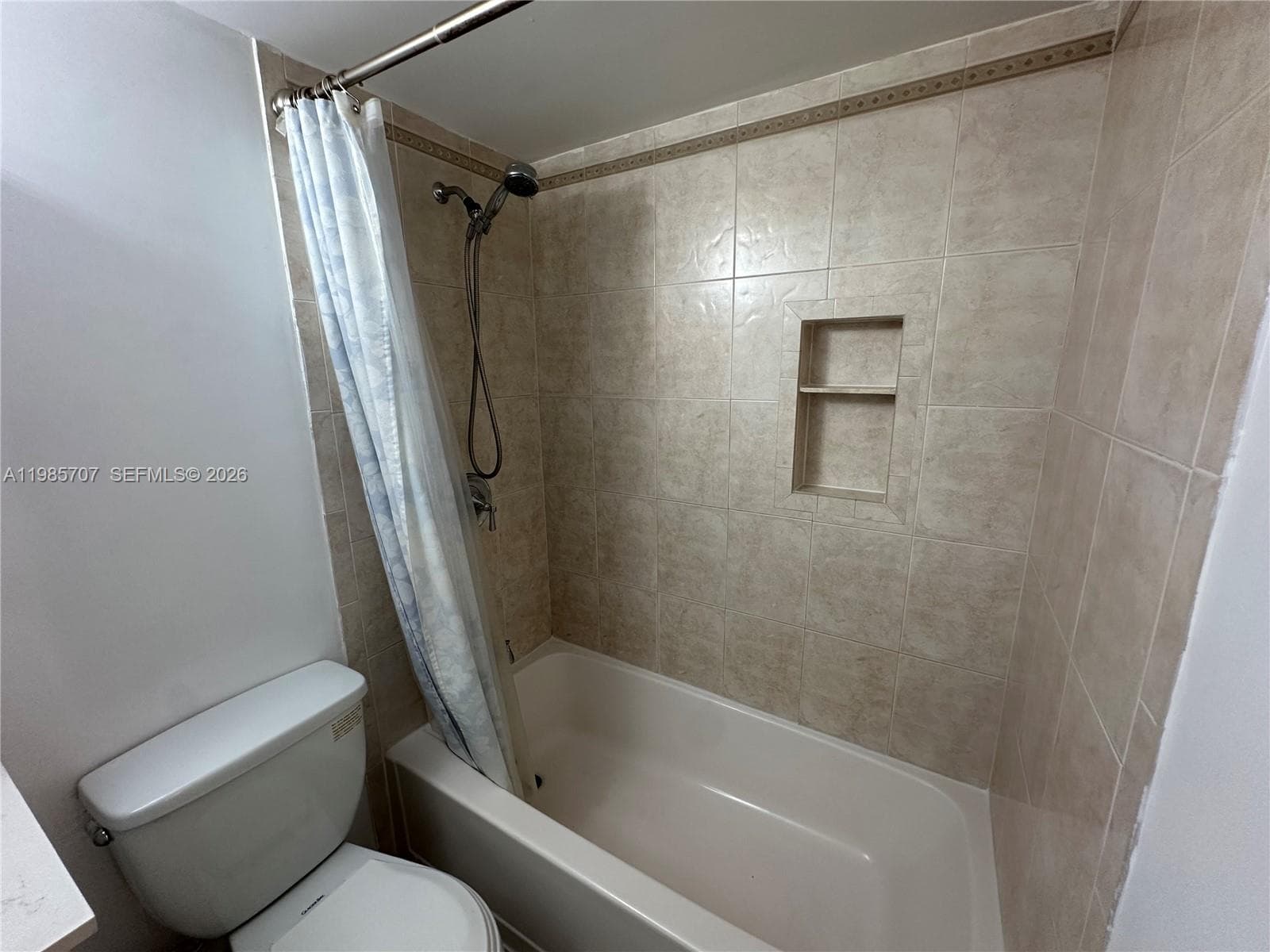 10900 SW 104th St # 322, Miami FL 33176 — 24