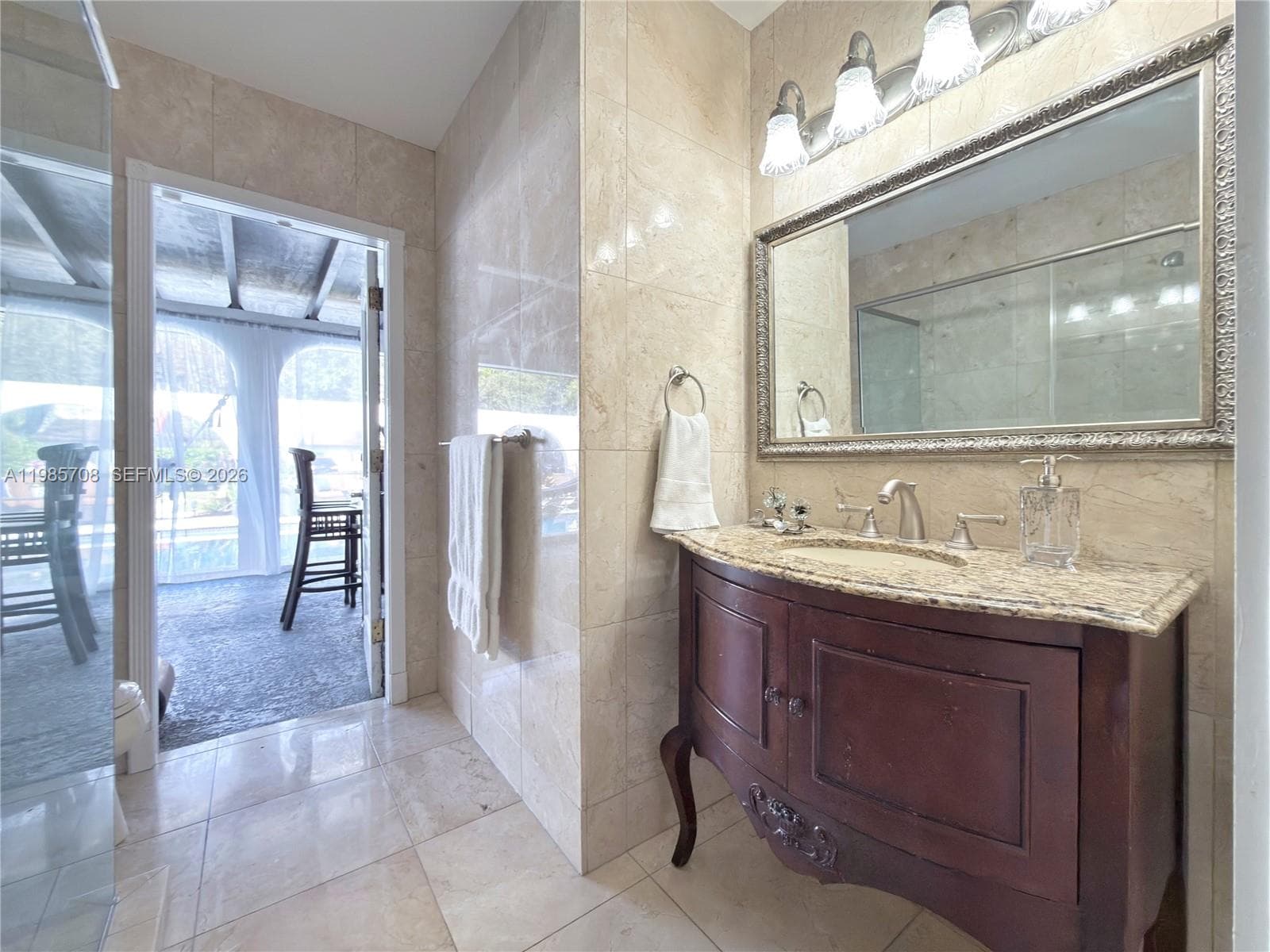 7925 SW 124th St, Pinecrest FL 33156 — 33
