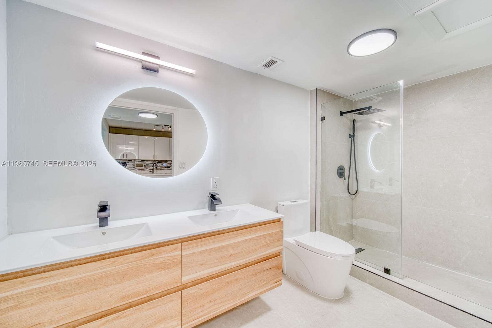 2301 Collins Ave # 311, Miami Beach FL 33139 — 18