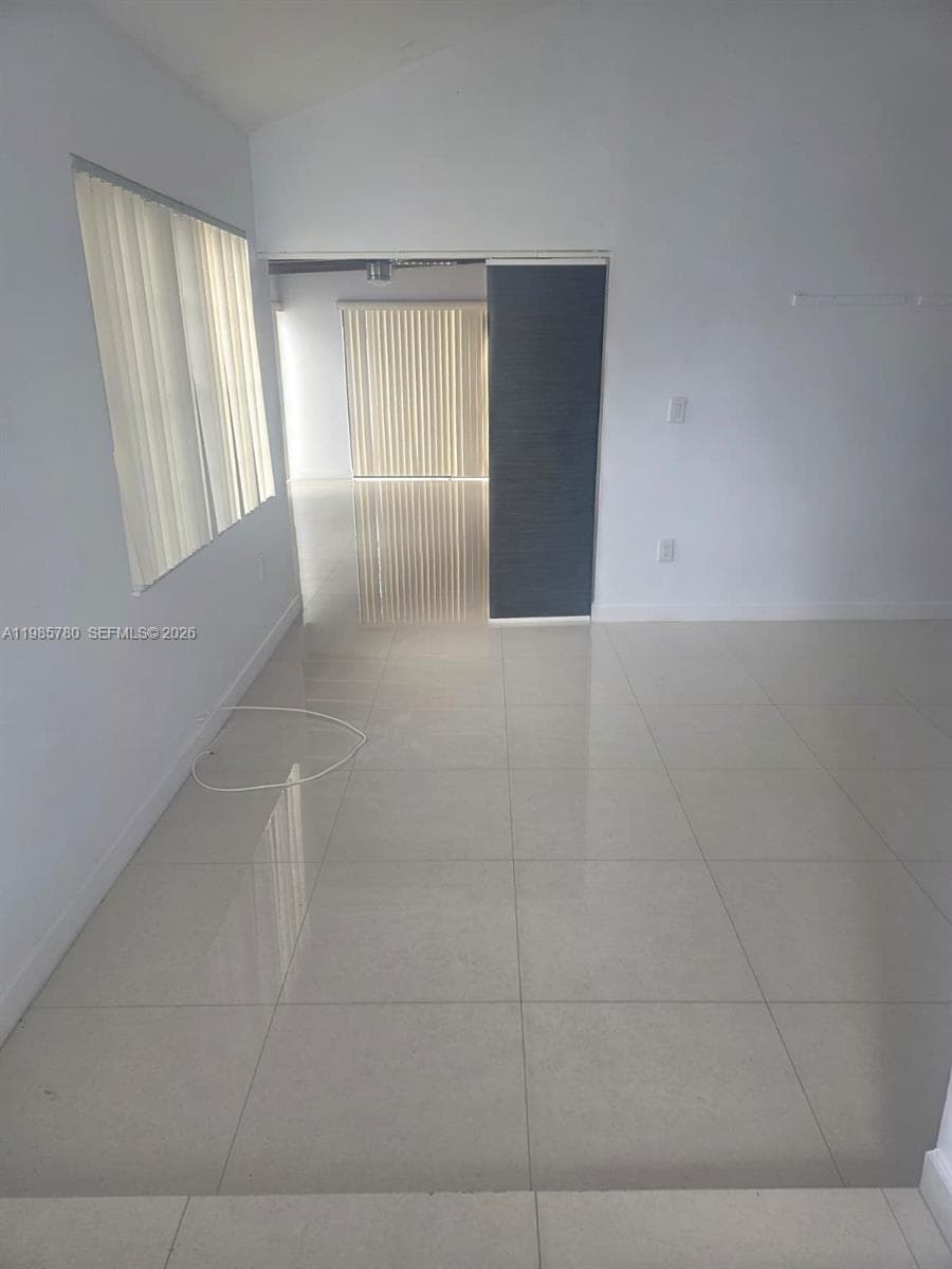 710 SW 99th Ct Cir, Miami FL 33174 — 3