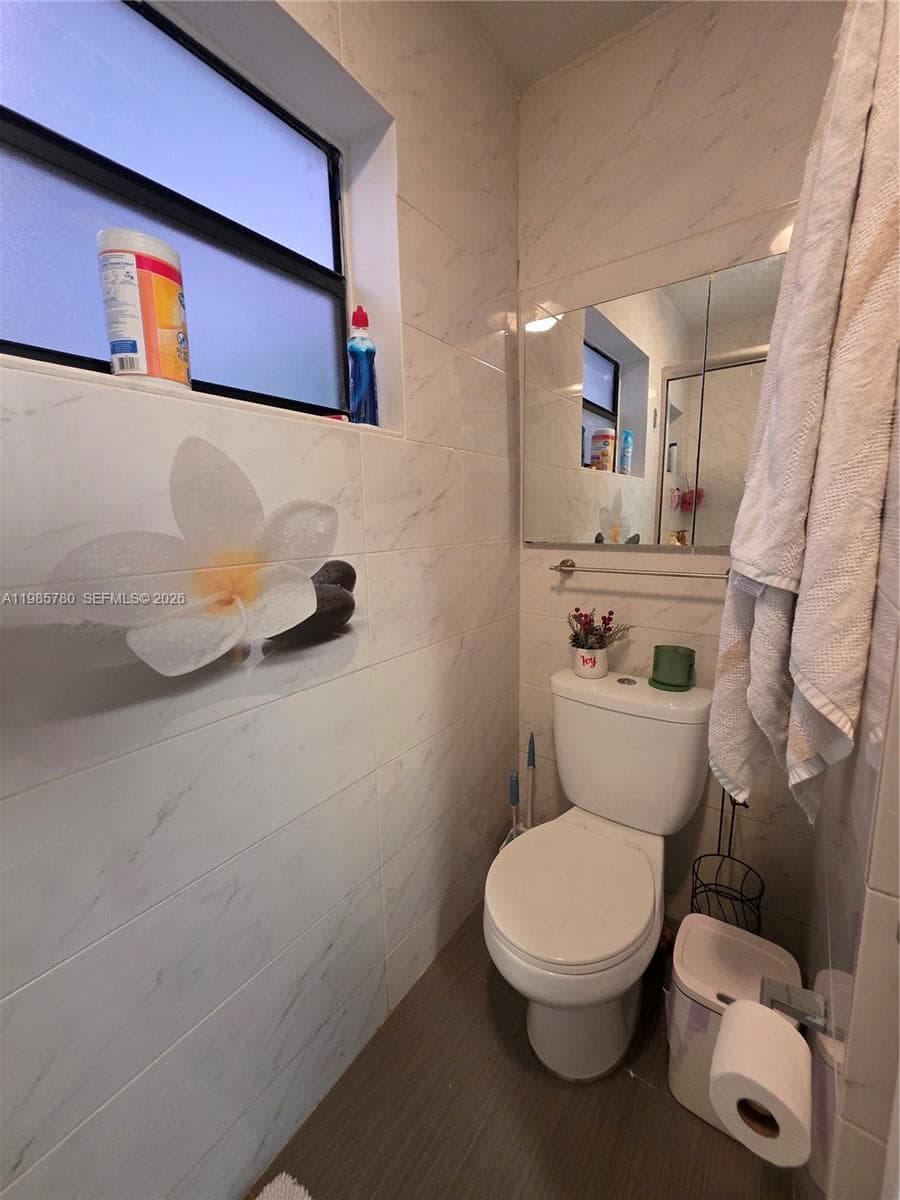 710 SW 99th Ct Cir, Miami FL 33174 — 38