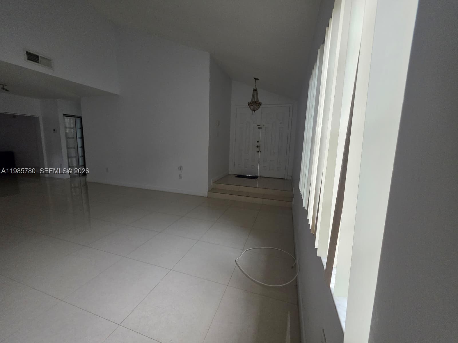 710 SW 99th Ct Cir, Miami FL 33174 — 33