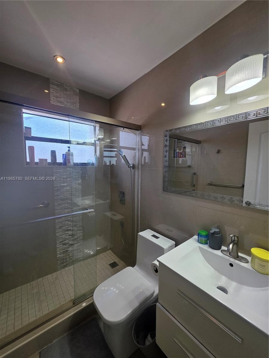 710 SW 99th Ct Cir, Miami FL 33174 — 55