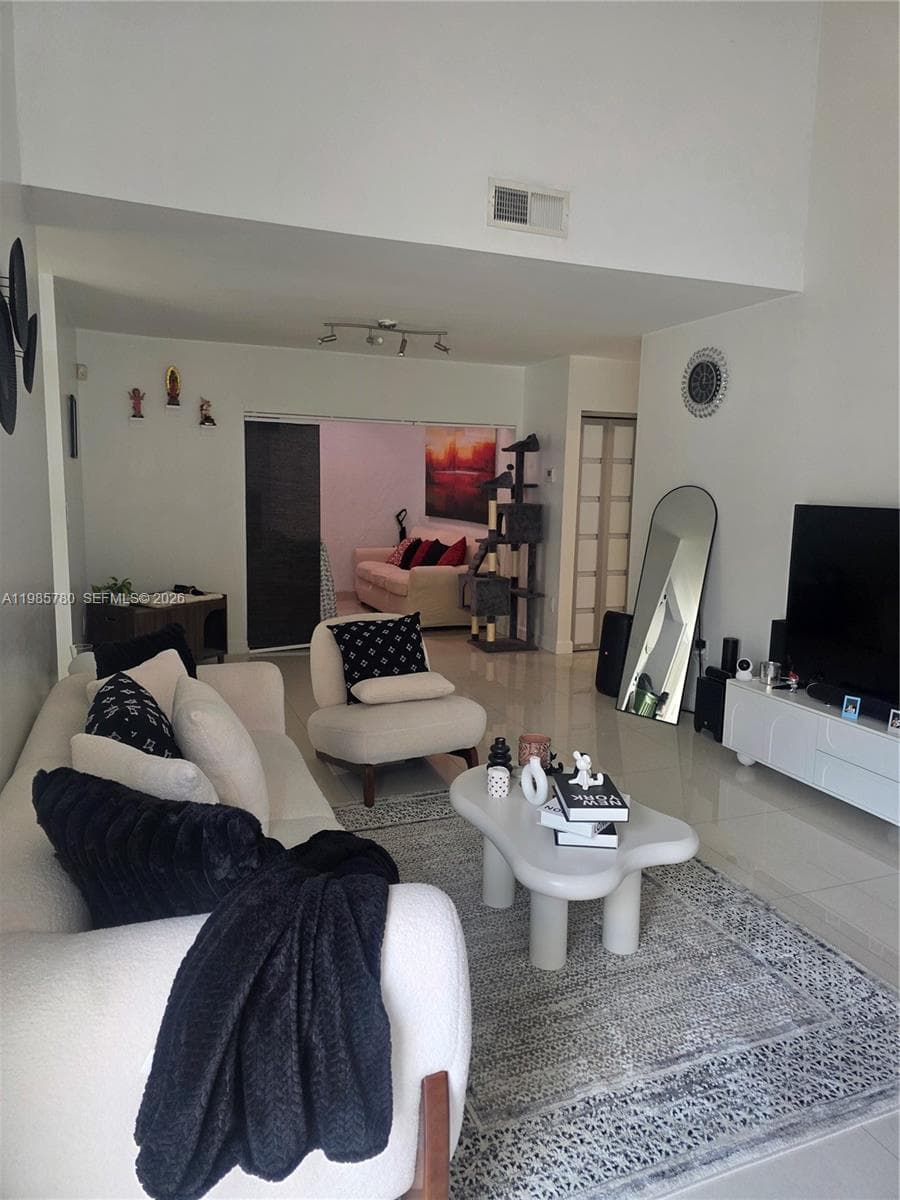 710 SW 99th Ct Cir, Miami FL 33174 — 68