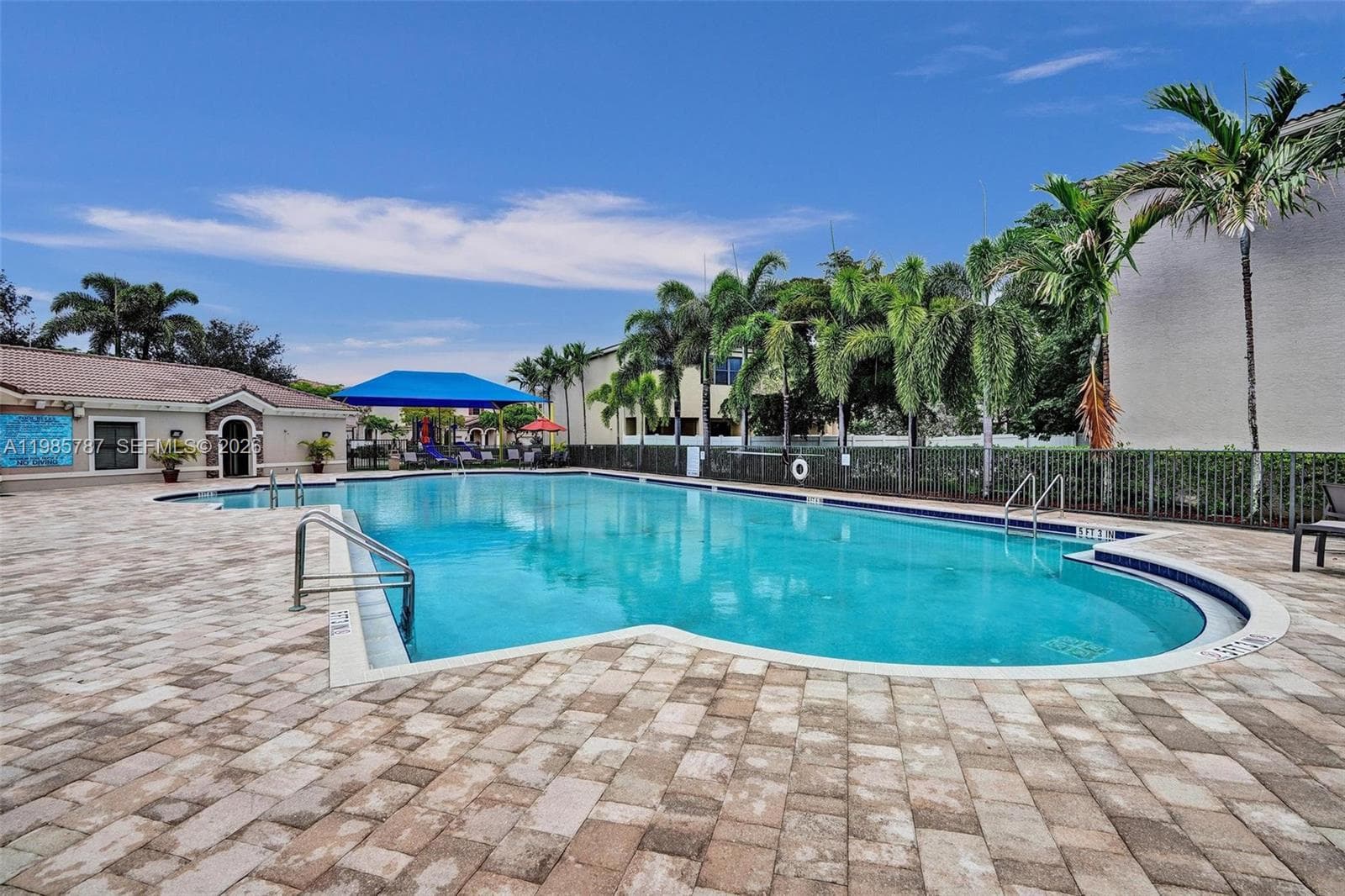 760 NE 193rd Ter, Miami FL 33179 — 30