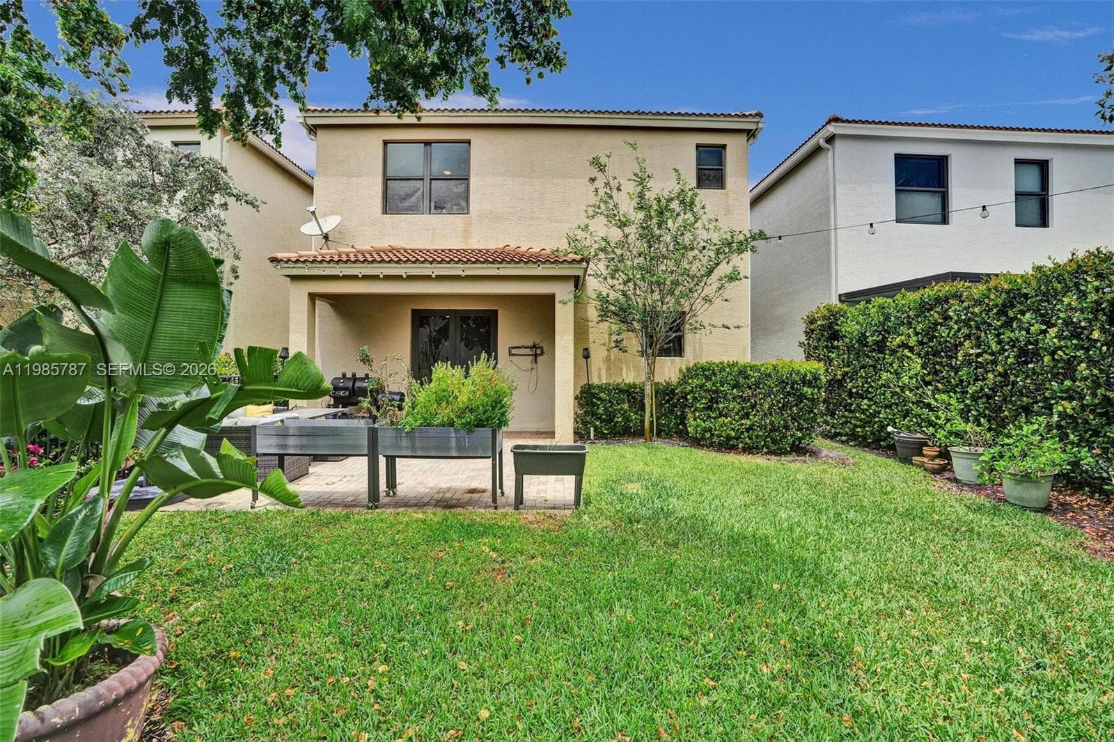 760 NE 193rd Ter, Miami FL 33179 — 19