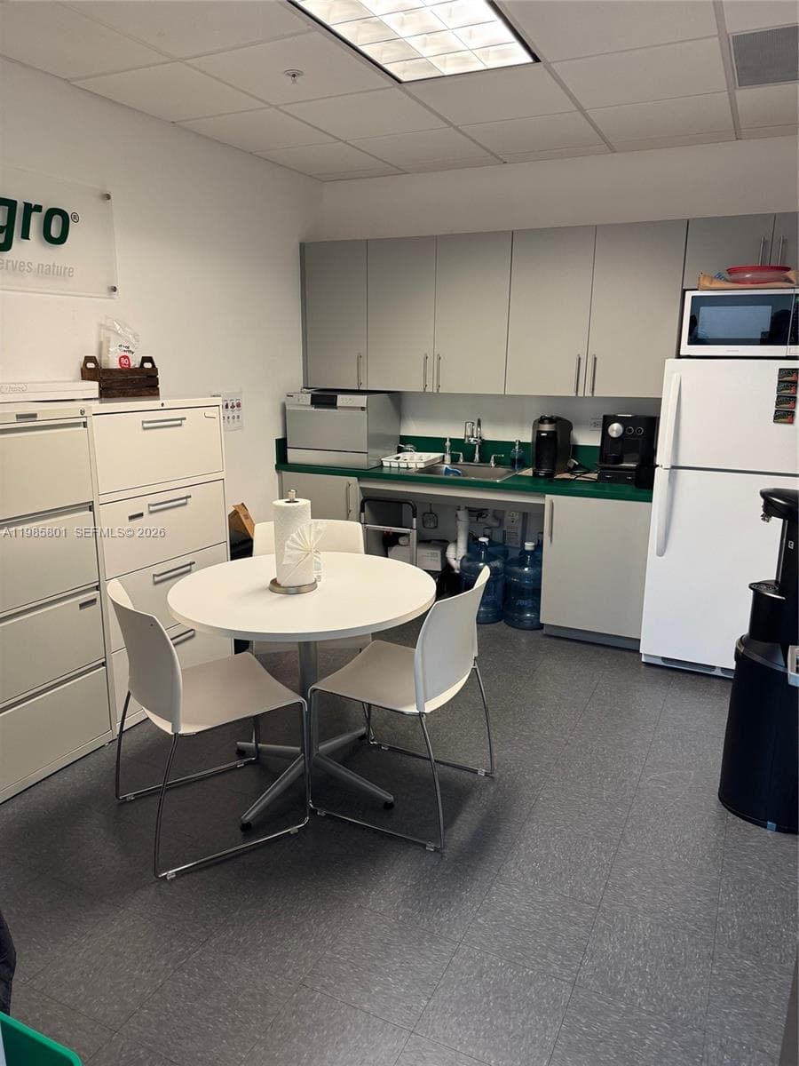 2020 Ponce De Leon Blvd # 1203, Coral Gables FL 33134 — 4