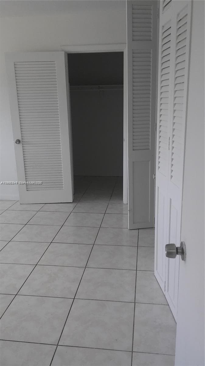 11840 NE 19th Dr # 27, North Miami FL 33181 — 8