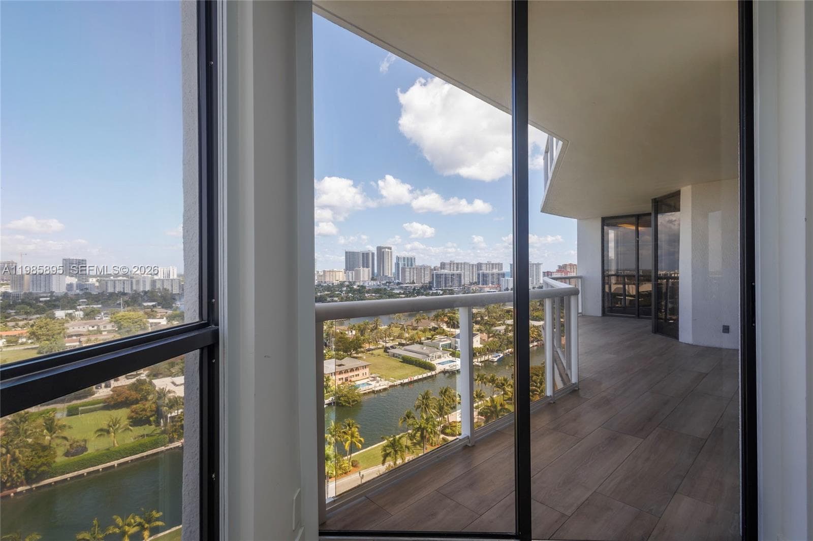 3640 Yacht Club Dr # 1701, Aventura FL 33180 — 21