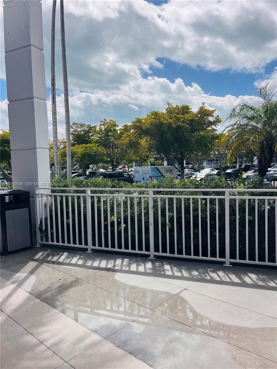 260 Crandon Blvd # C41, Key Biscayne FL 33149 — 3