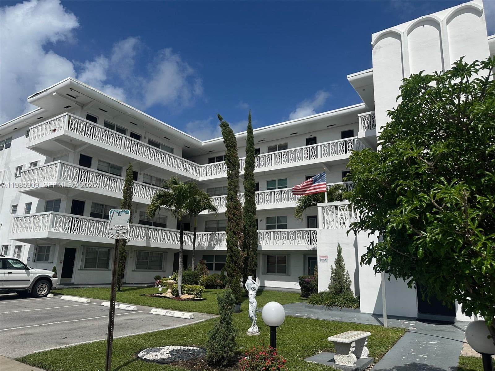 11685 Canal Dr # 205, North Miami FL 33181 — 11