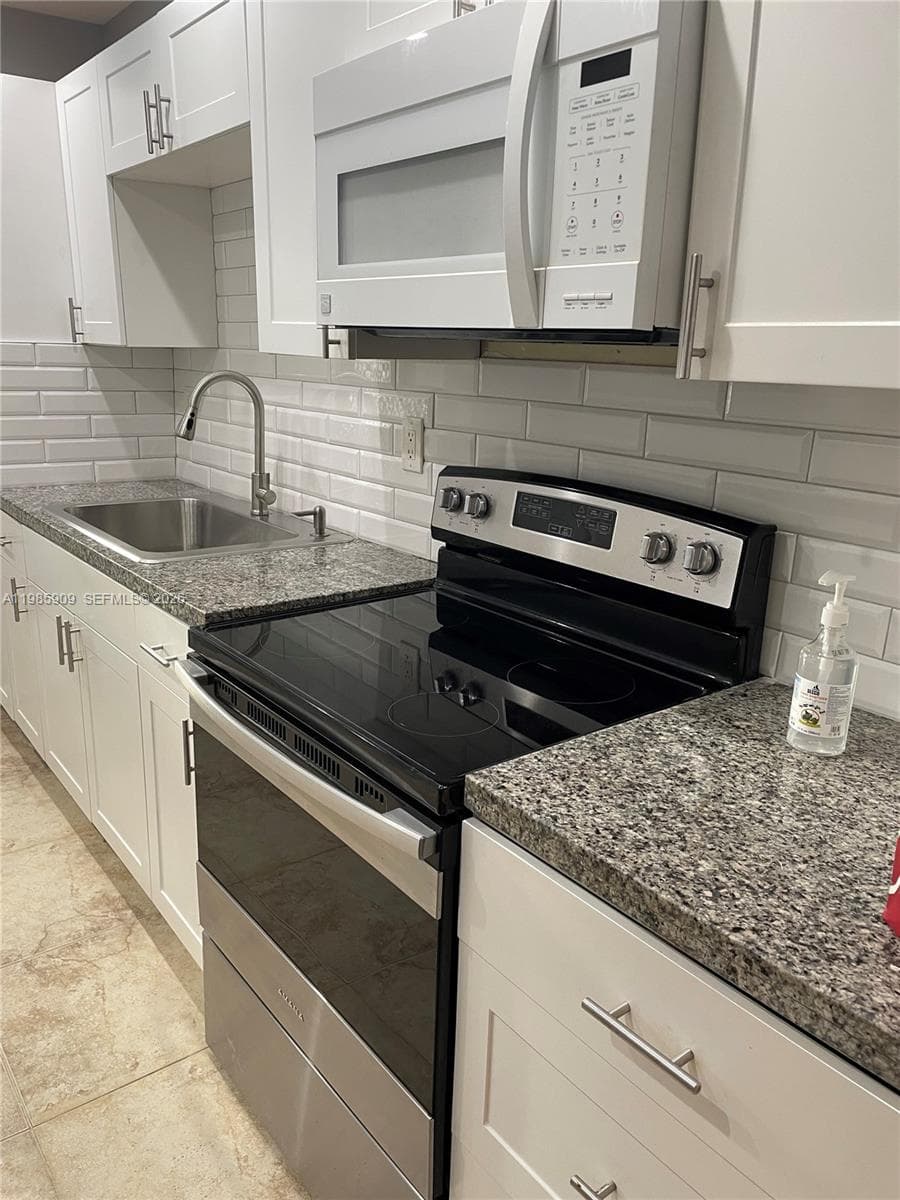 11685 Canal Dr # 205, North Miami FL 33181 — 8