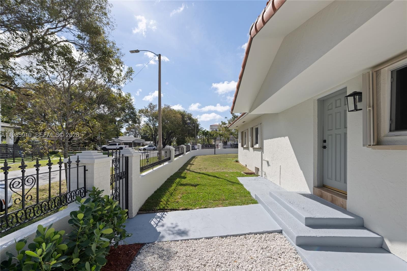 5251 SW 6th St, Miami FL 33134 — 11