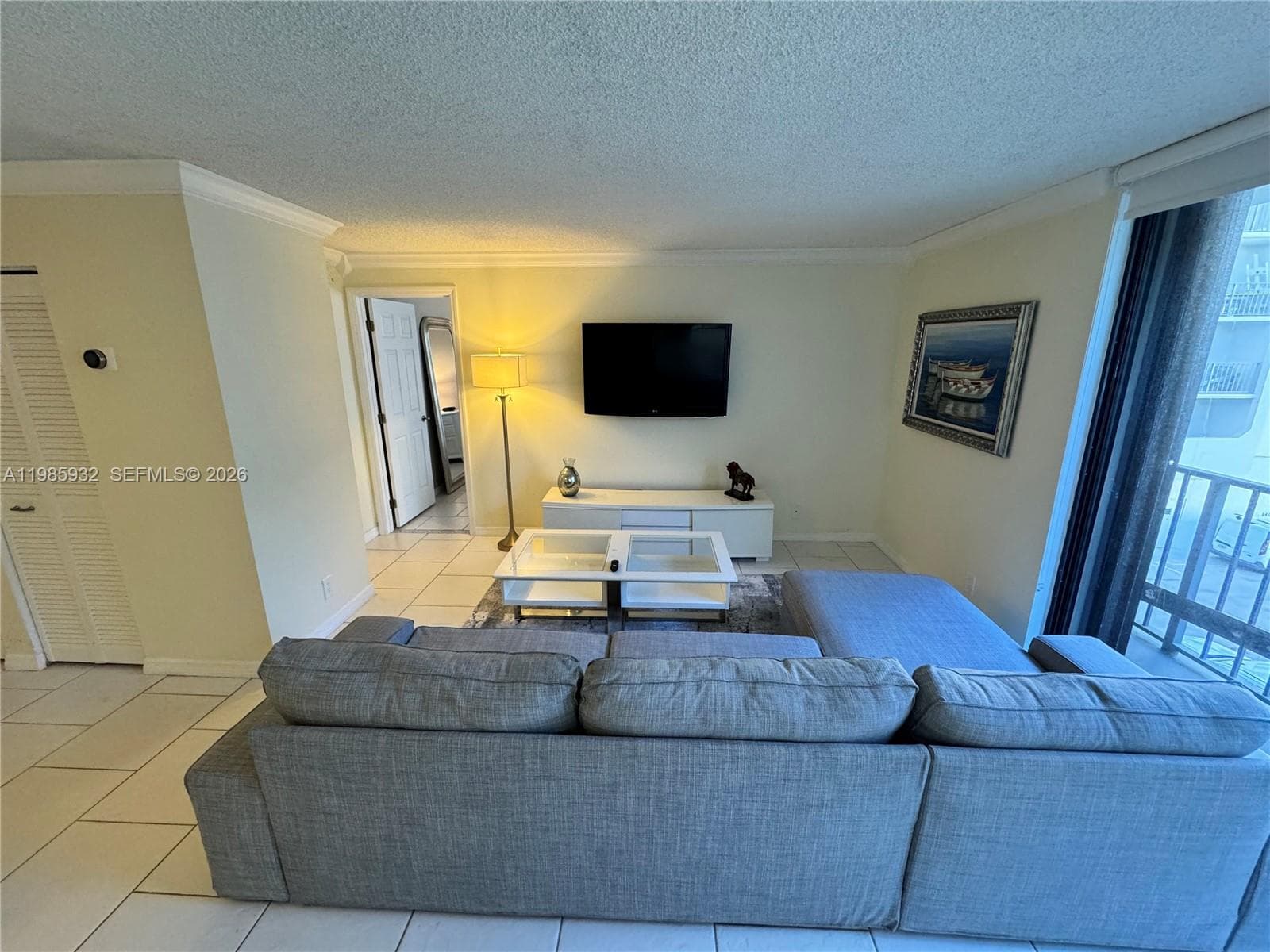 2625 Collins Ave # 320, Miami Beach FL 33140 — 2