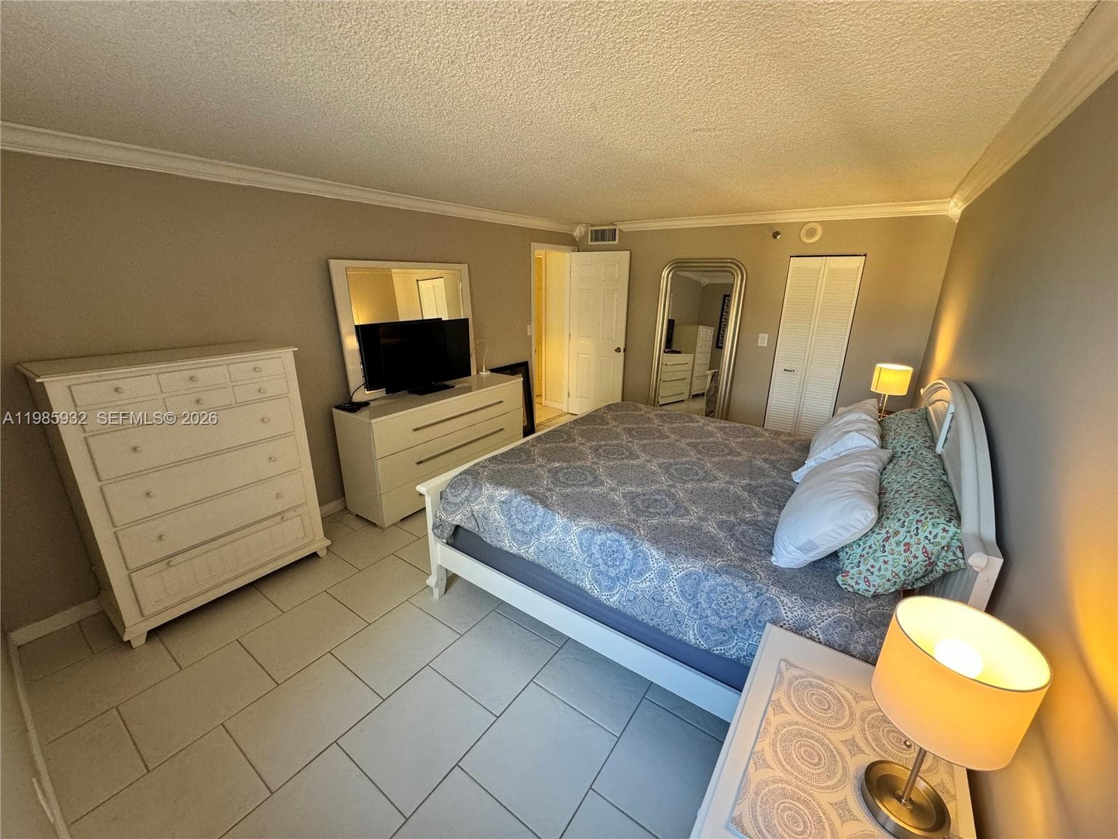 2625 Collins Ave # 320, Miami Beach FL 33140 — 6
