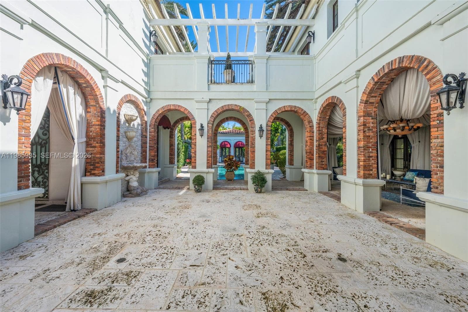 9401 Journeys End Rd, Coral Gables FL 33156 — 46