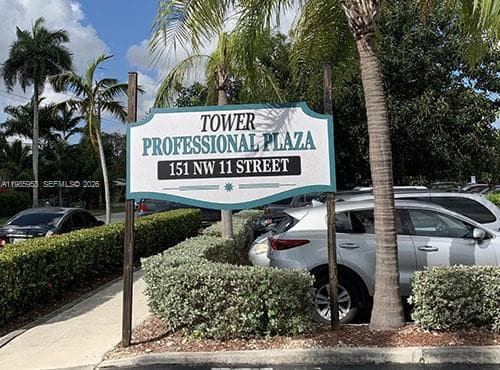 151 NW 11th St # W301, Homestead FL 33030 — 3