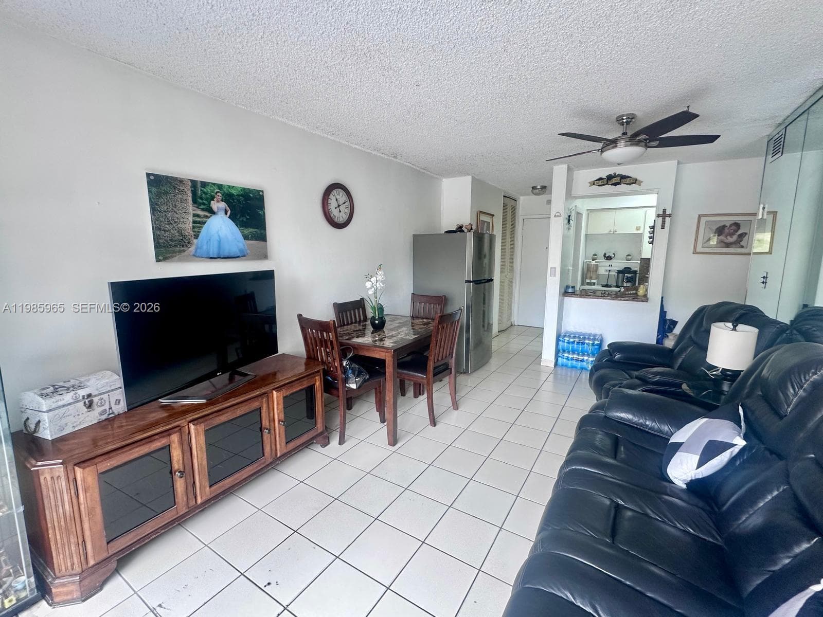 2385 NW 11th St # B16, Miami FL 33125 — 2