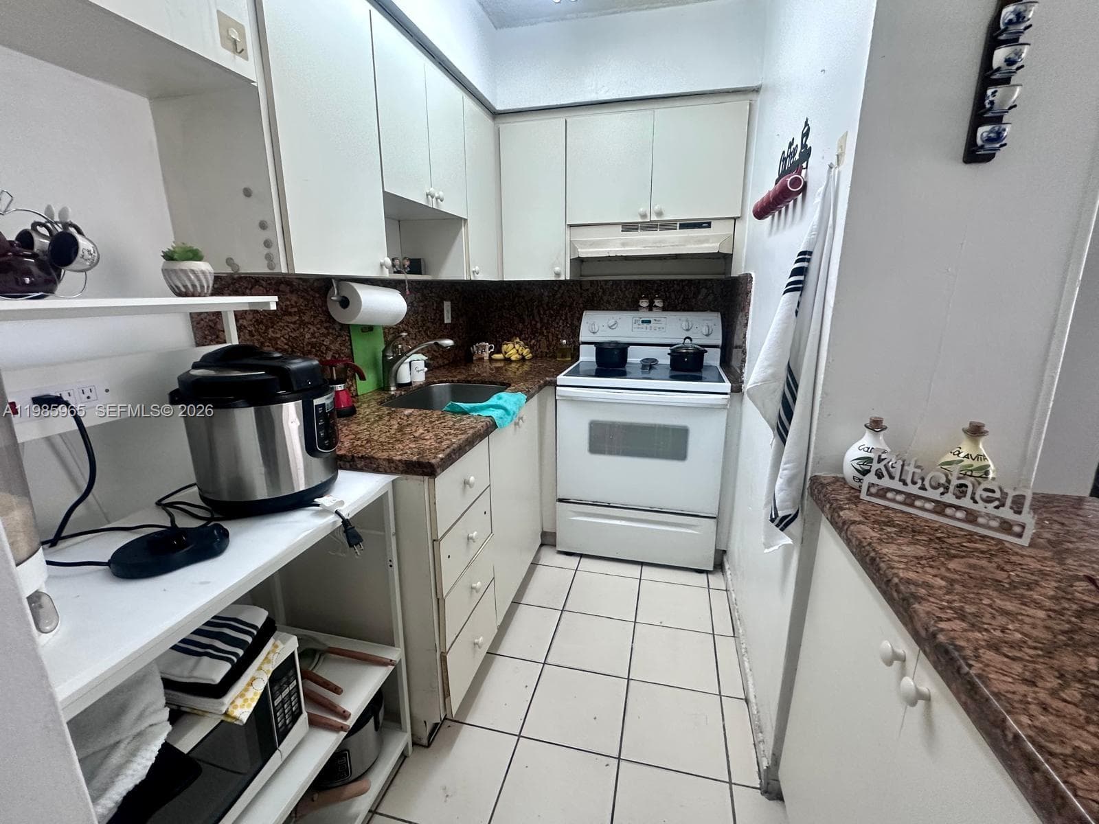 2385 NW 11th St # B16, Miami FL 33125 — 4