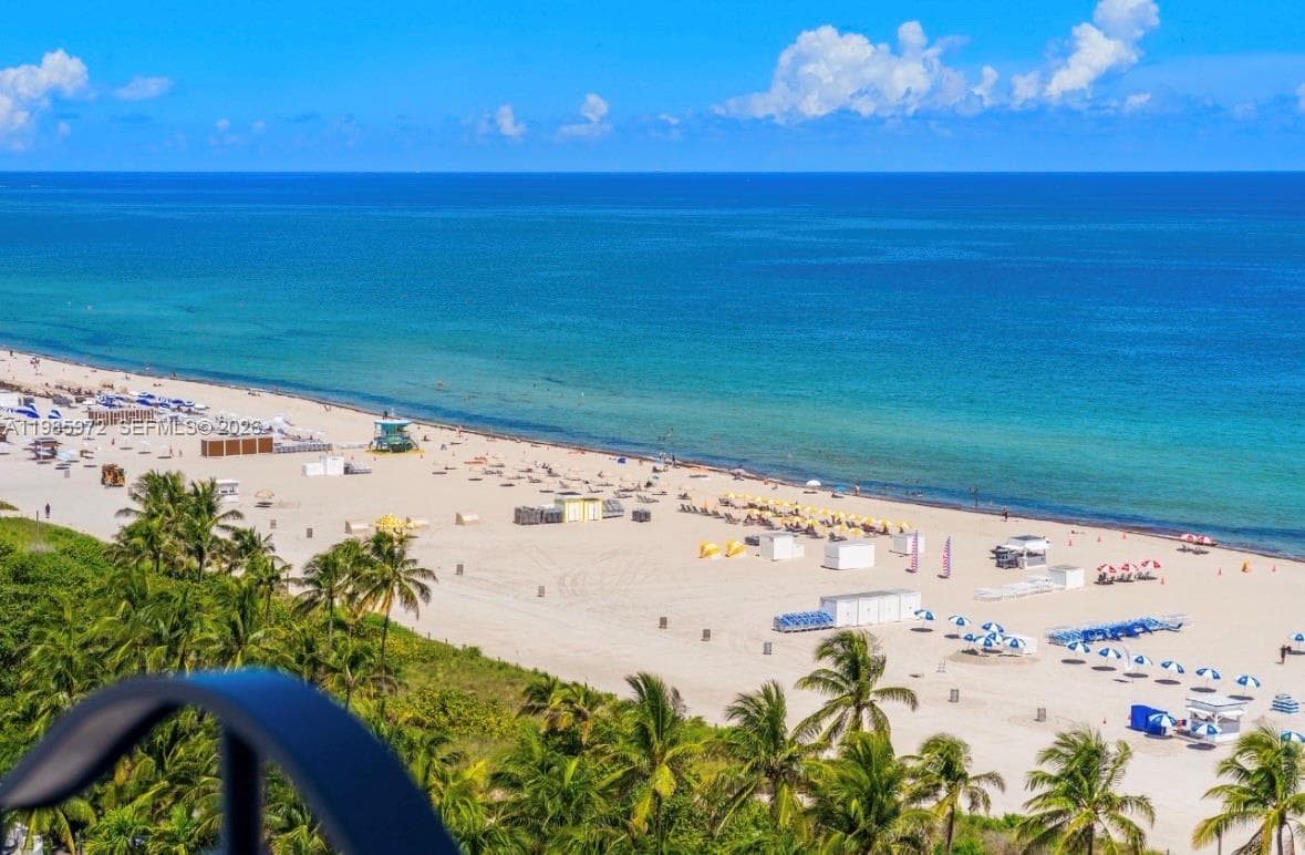 1500 Ocean Dr # 5, Miami Beach FL 33139 — 17