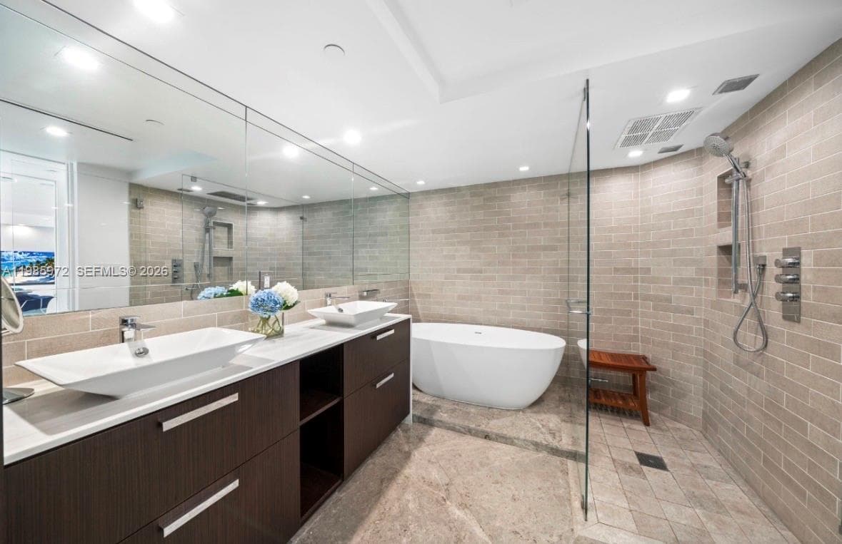 1500 Ocean Dr # 5, Miami Beach FL 33139 — 12