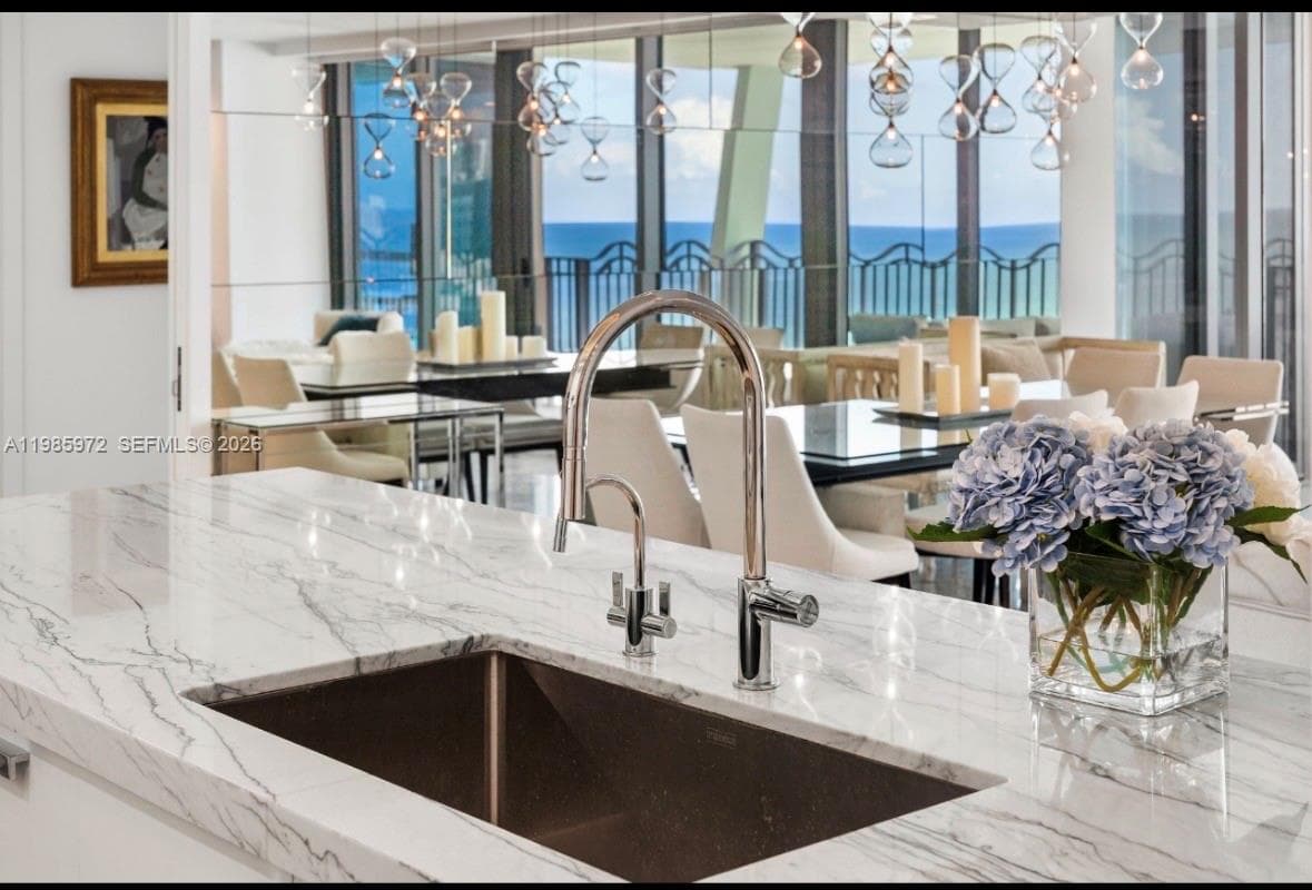 1500 Ocean Dr # 5, Miami Beach FL 33139 — 9